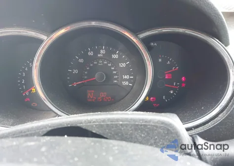 2011 Kia Sorento Lx z USA, uszkodzony, nr VIN 5XYKT3A17BG157790